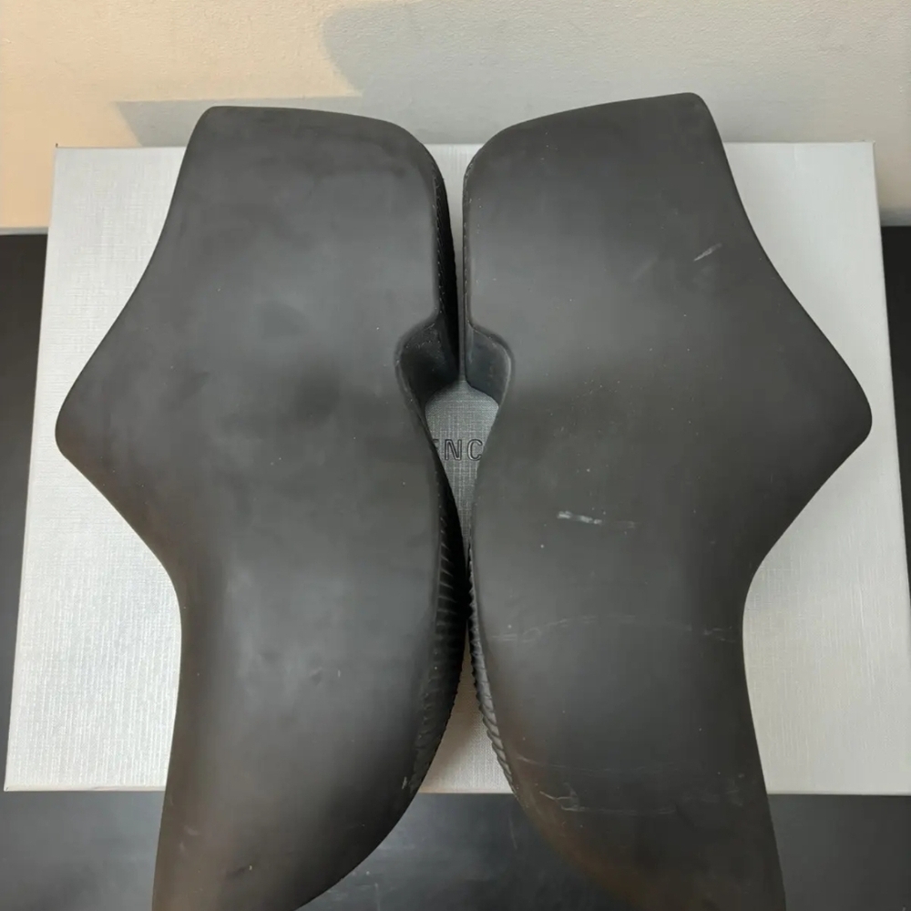 Balenciaga Black Men's Loafers - Picture 2 of 6